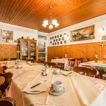 Vanda & Frane Guest house
