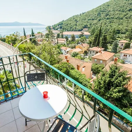 Guest house Vanda & Frane 4*