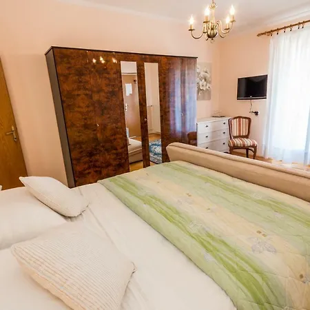 Guest house Vanda & Frane Moscenicka Draga